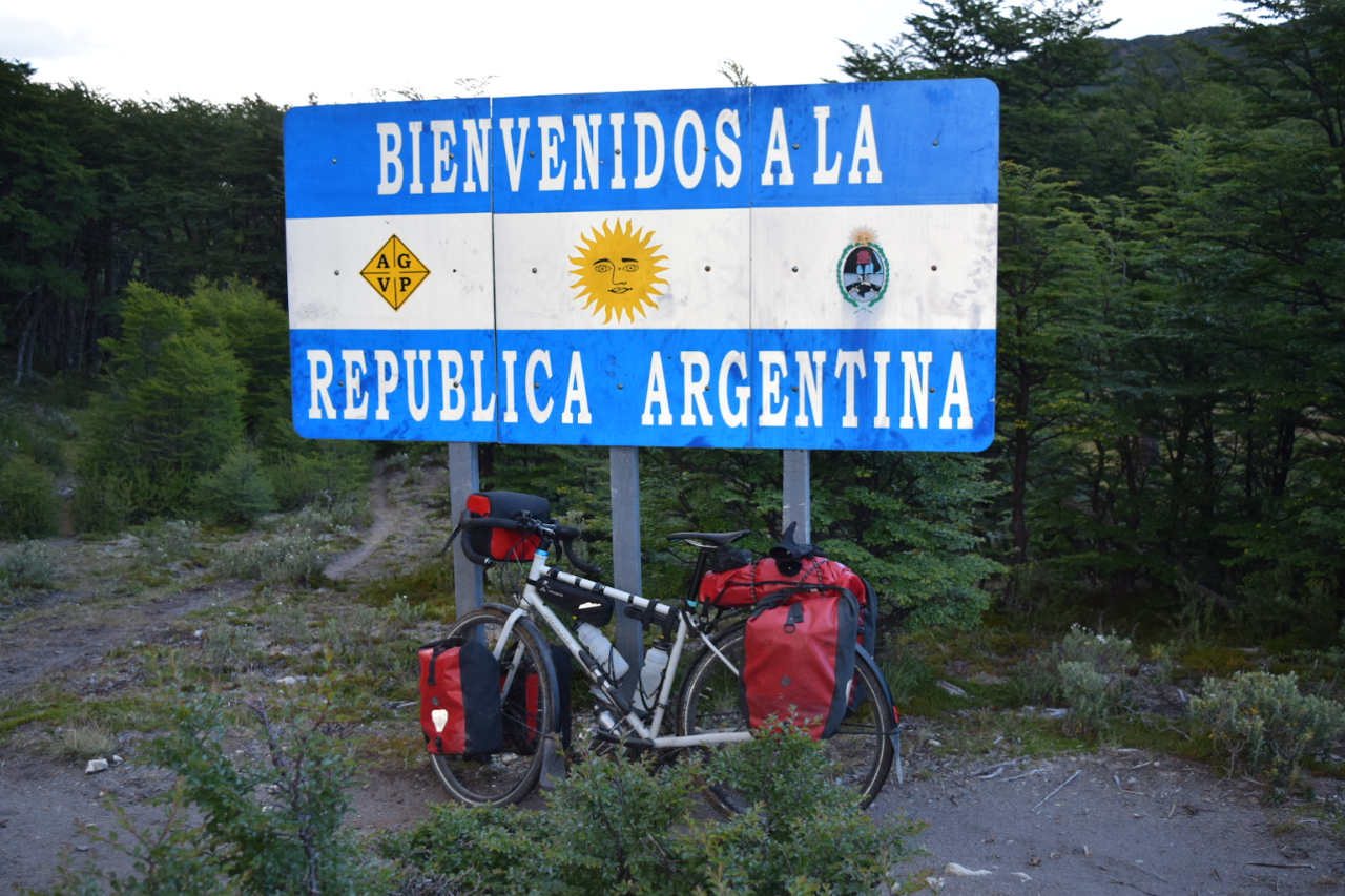 Grenze zu Argentinien bei Villa O'Higgins